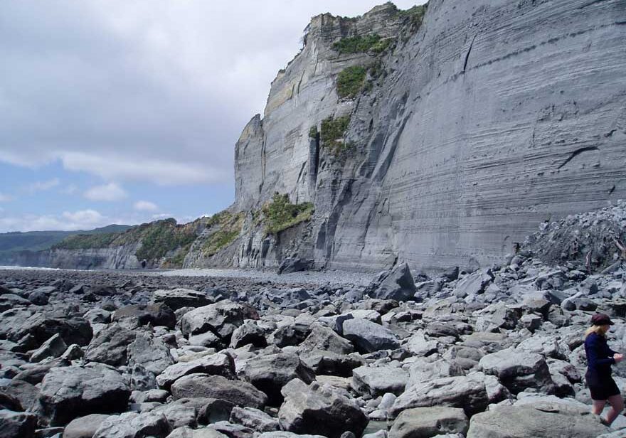 White-Cliffs,-Taranaki,-North-Island